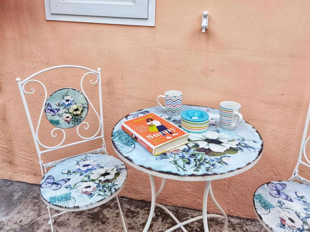 Ferienwohnung Missia - Cosy In Perfect Location Split Exterior foto