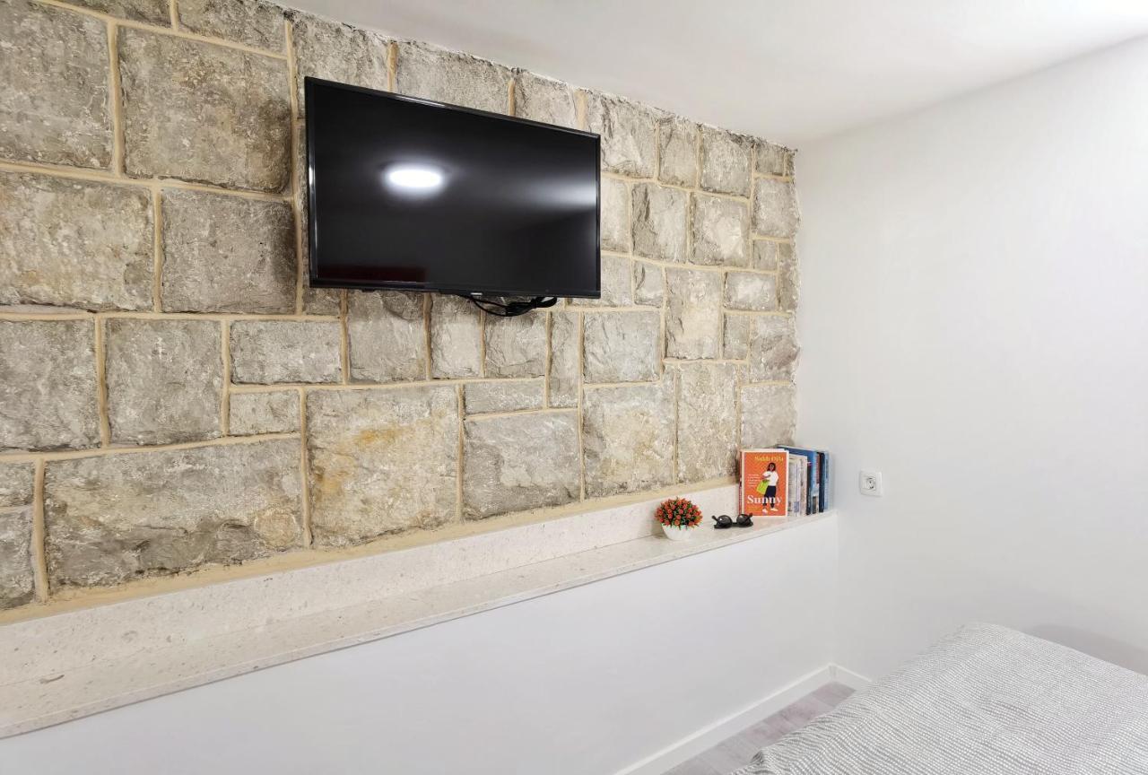 Ferienwohnung Missia - Cosy In Perfect Location Split Exterior foto